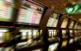 RM97 Live Casino တိုက်ရိုက်ဘေကာရေး Real Dealer ဂိမ်းများ
